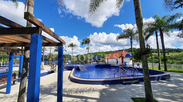 Apartamento por temporada ao lado das Termas de Piratuba