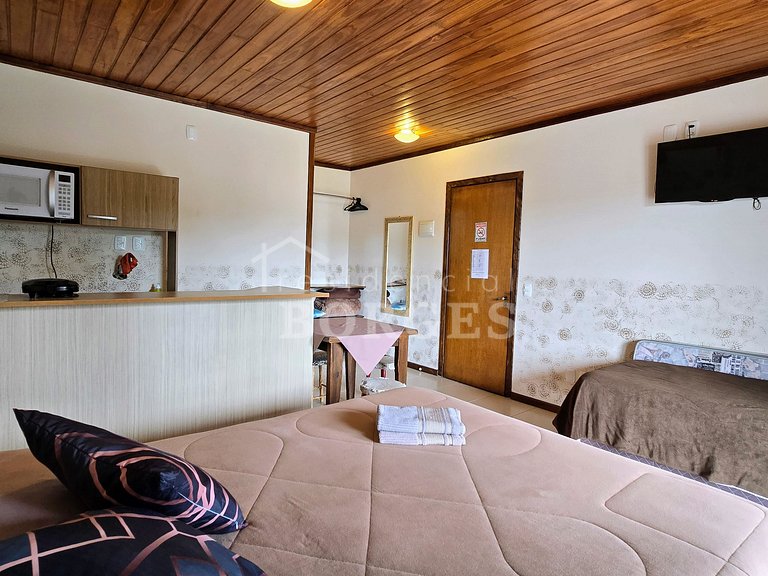 Apartamento casal luxo romântico com varanda perto do centro