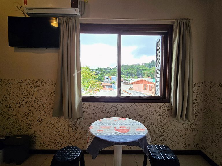 Apartamento família confortável e econômico em Canela.