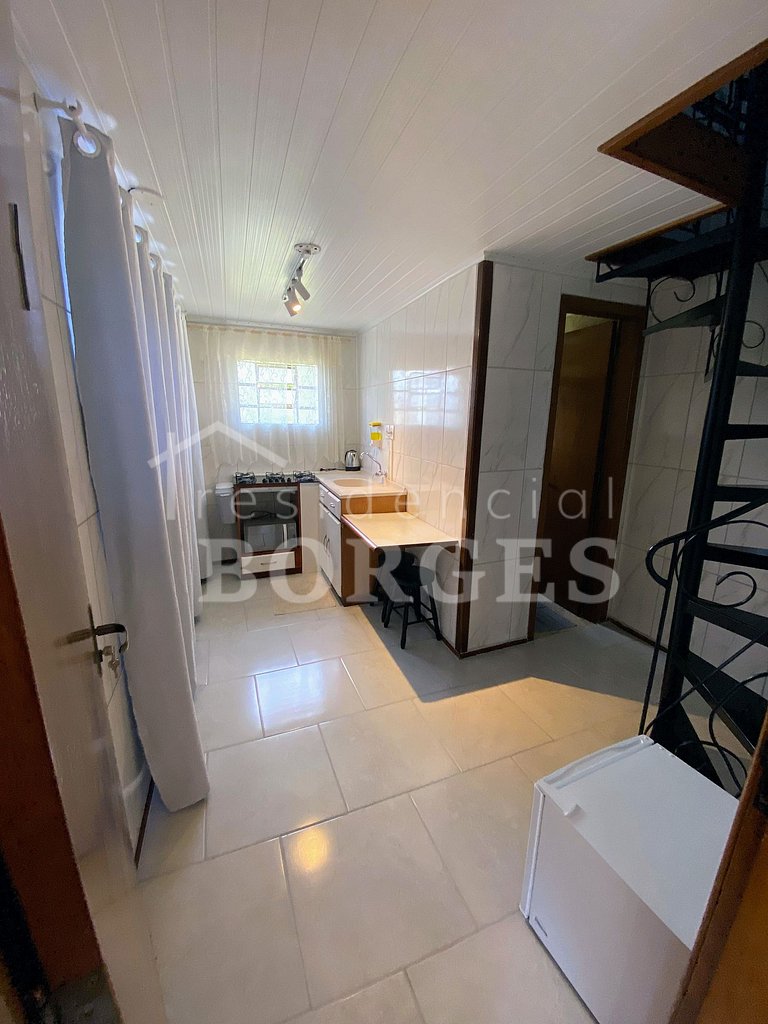 Apartamento com internet, ar condicionado e cozinha equipada