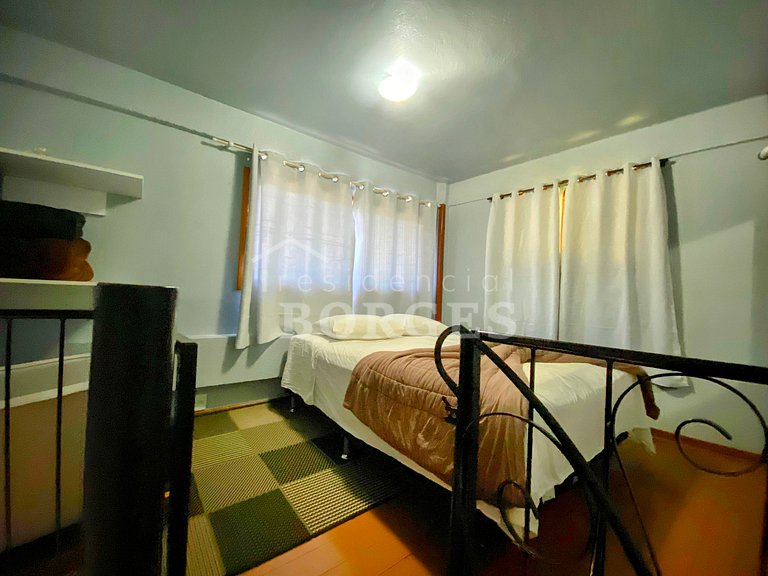 Apartamento com internet, ar condicionado e cozinha equipada