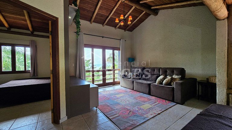 Villa Coelho: Estadia Rural com Piscina e Vista da Montanha